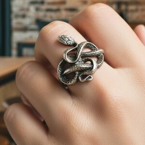 ✨️Sterling Silve Serpent Snake Cobra Ring!